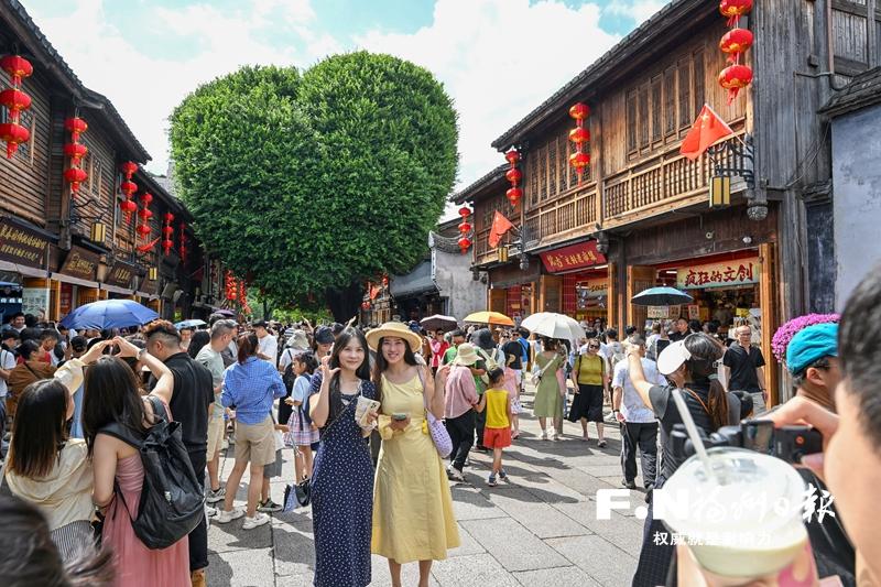 州文化遗产保护的生动见证AG真人网页三坊七巷：福(图1)